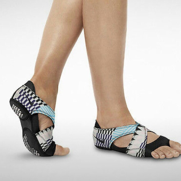 nike studio wrap yoga scarpe nike studio wrap yoga scarpe